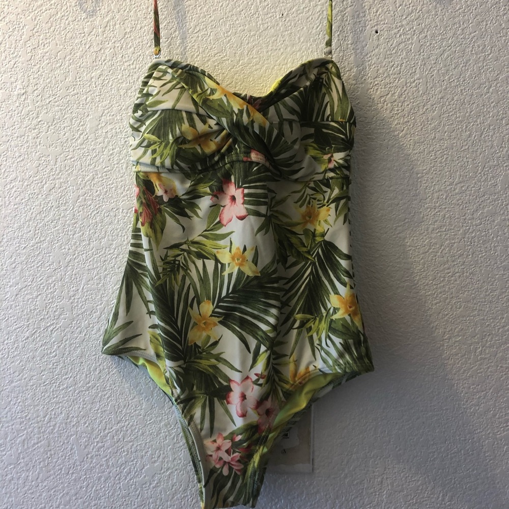 One-Piece Swimsuit - Picture 2 of 4